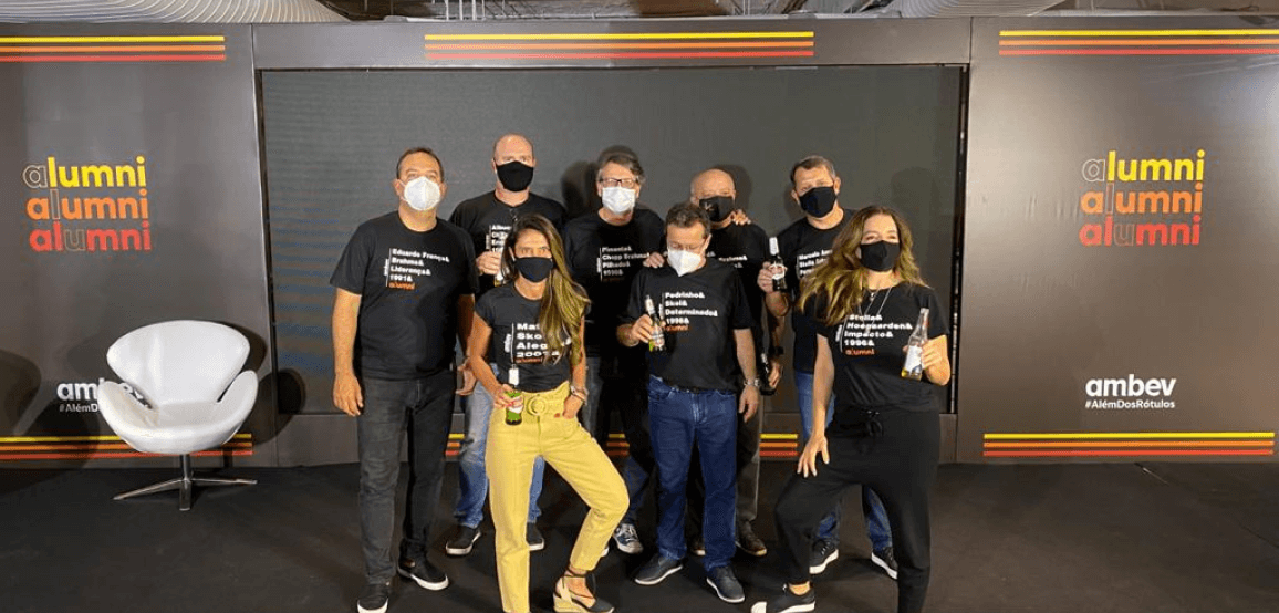 Relembre histórias memoráveis e compartilhe experiências